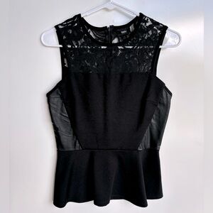 🟡Mossimo Peplum Black Lace Top